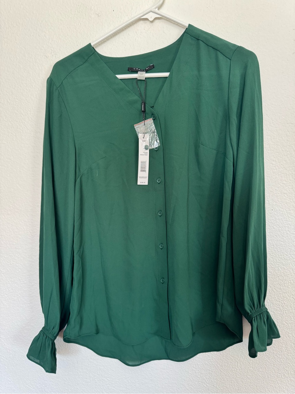 Tahari Emerald Green Button-Front V-Neck Blouse